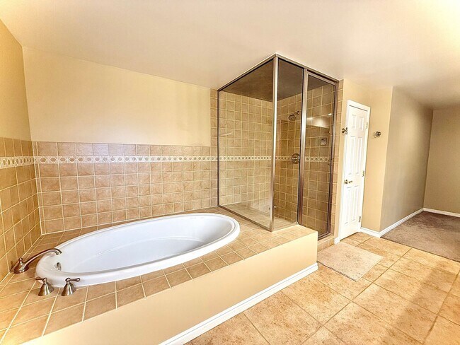 Building Photo - Jeremy Ranch Retreat – Available Now