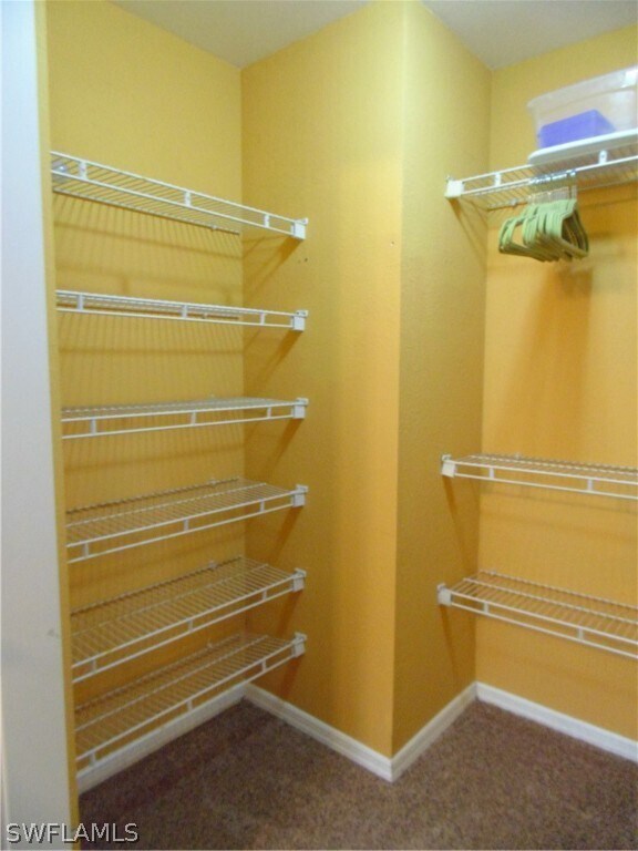 Building Photo - 4835 SW 18th Ave