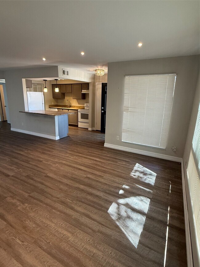 Building Photo - 17202 Imperial Valley Dr