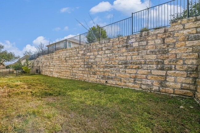 Building Photo - 31 Stone Terrace Dr