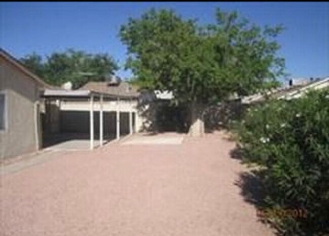 Building Photo - 7132 Acorn Ct
