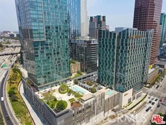 Building Photo - 889 Francisco St