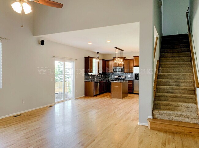 Building Photo - 15450 Carob Cir