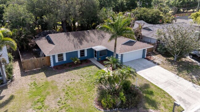 Building Photo - 3525 Riviera Dr