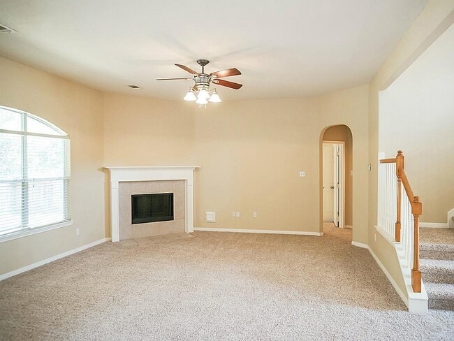 Building Photo - 21645 Forest Colony Dr