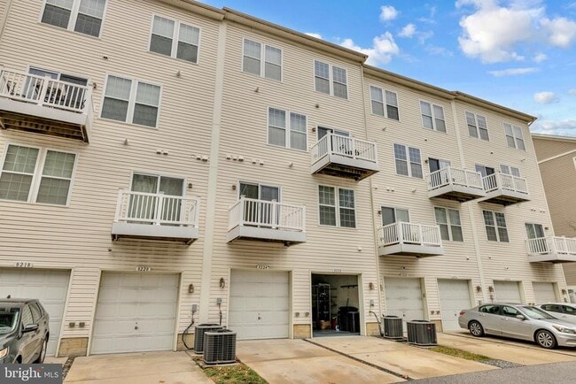 Building Photo - 8222 Morris Pl