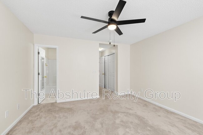 Building Photo - 4224 Lake Woodard Dr