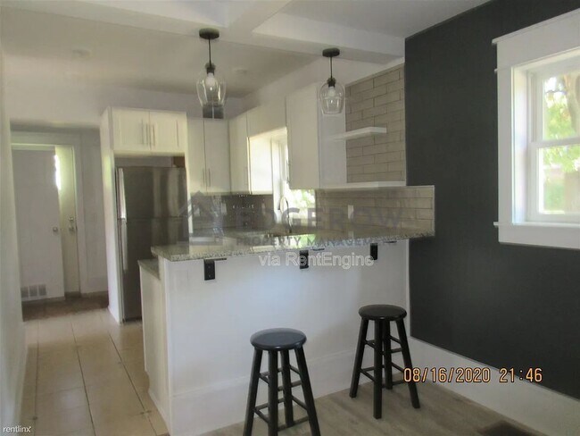 Building Photo - 1063 Quarry Ave NW