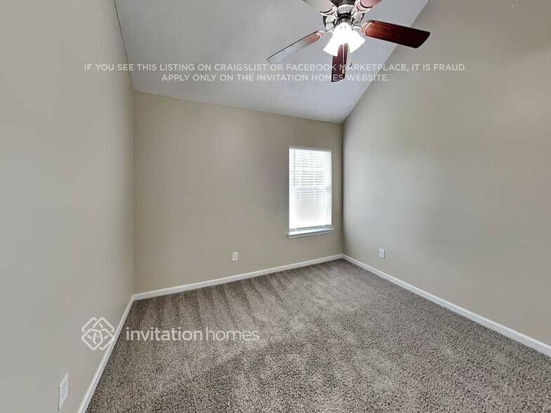 Building Photo - 2207 Corkscrew Way