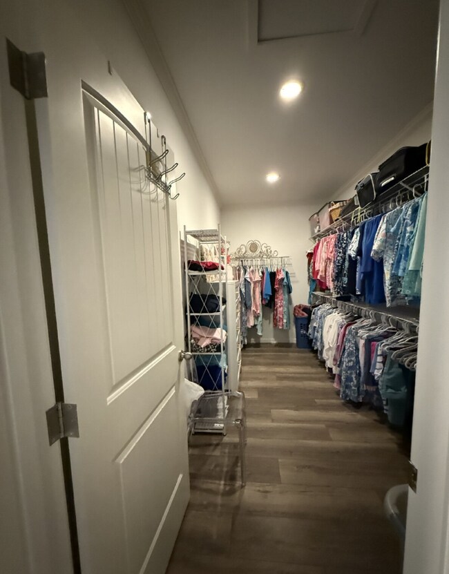 Building Photo - 123 Pete Mann Rd