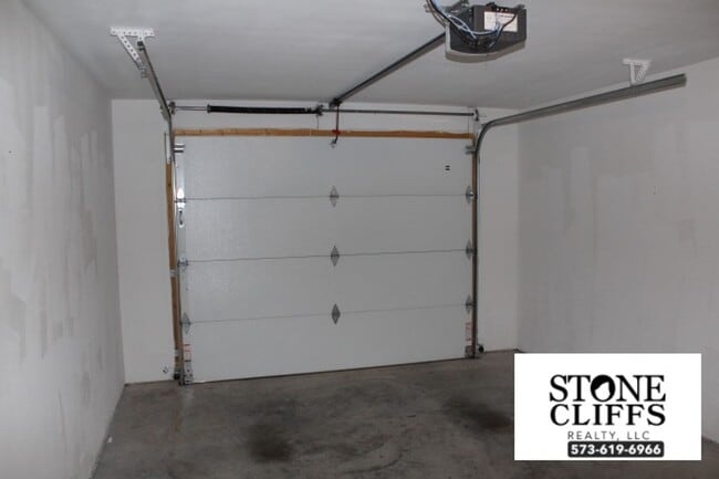 Building Photo - 231 Rylee Cir