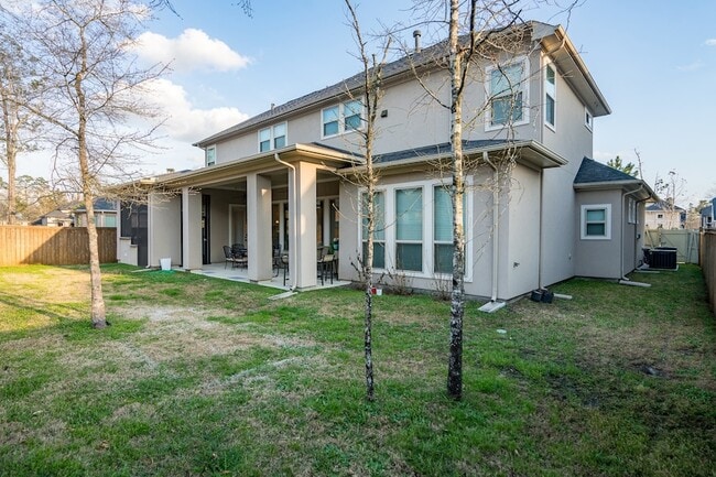 Building Photo - 10410 Southern Hawker