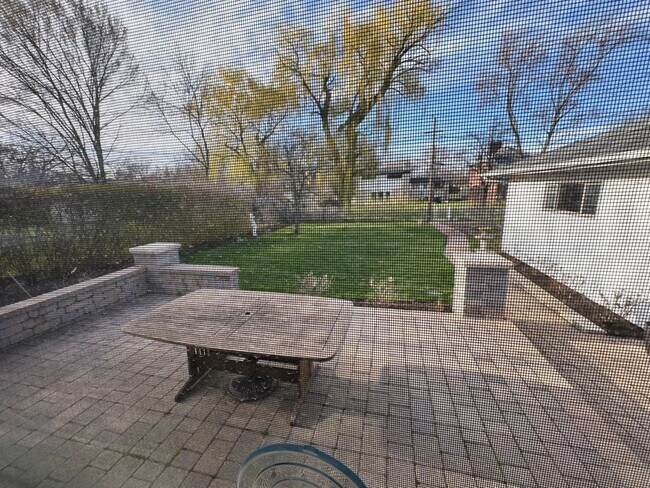 Building Photo - 2924 Virginia Ln