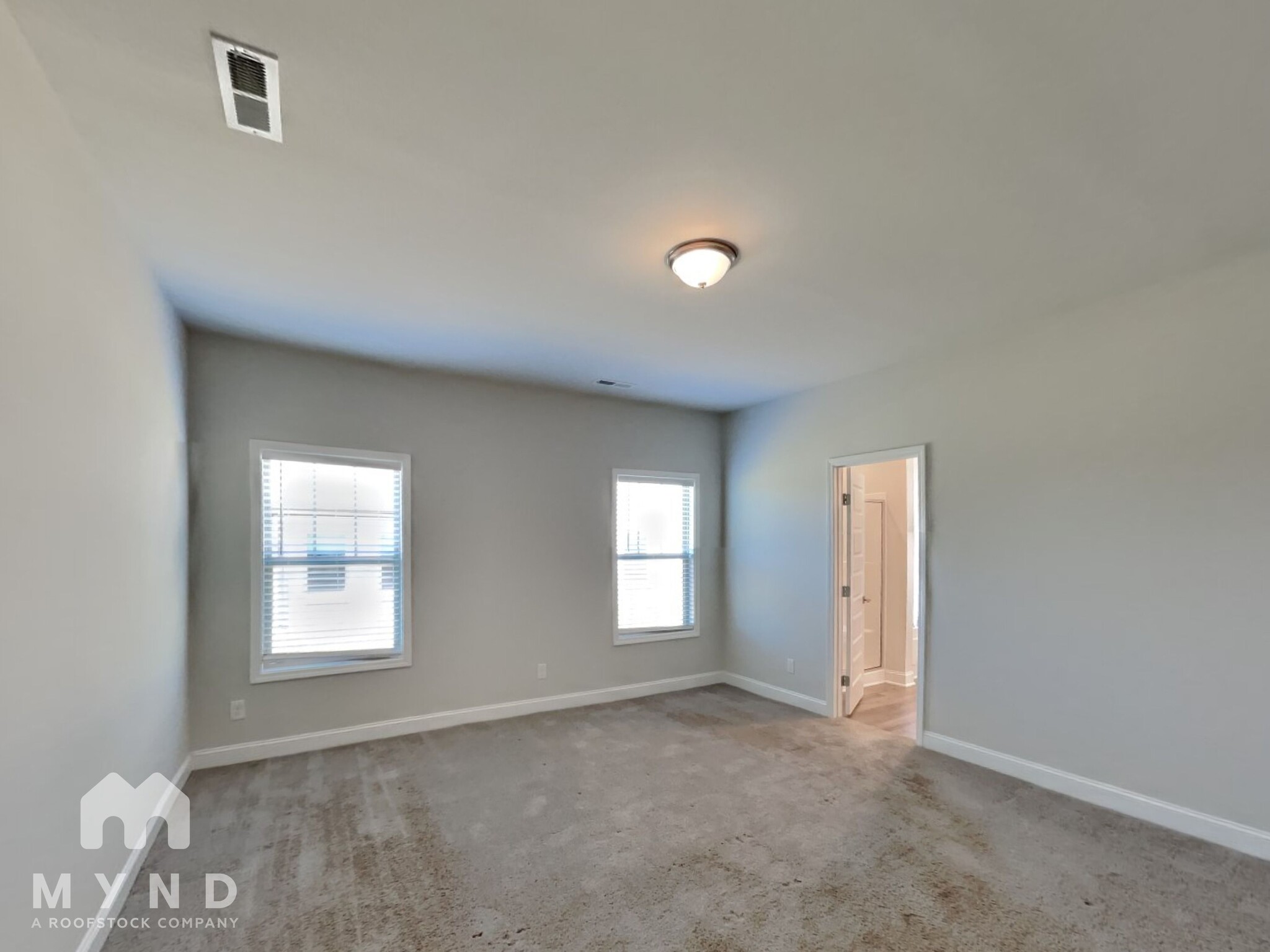Building Photo - 112 Sartain St