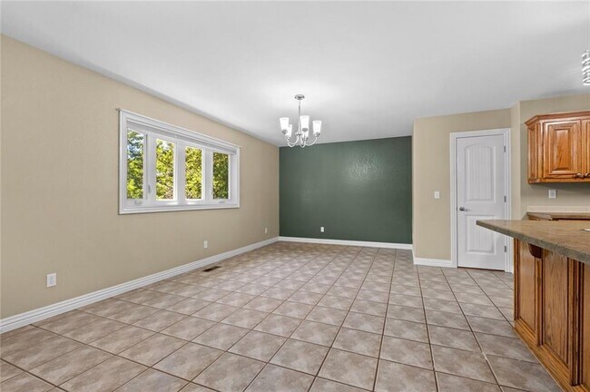 Building Photo - 99 Buckingham Dr