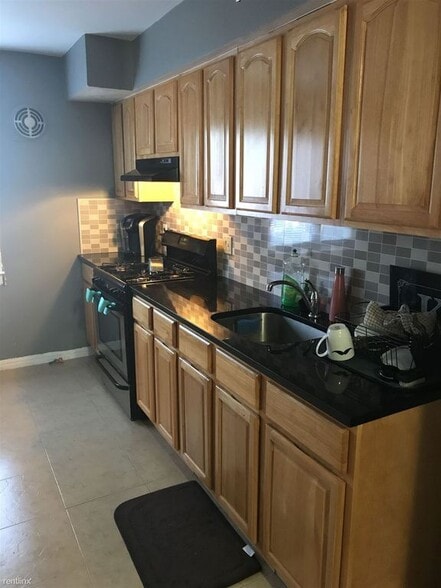 Building Photo - 6154 70th St