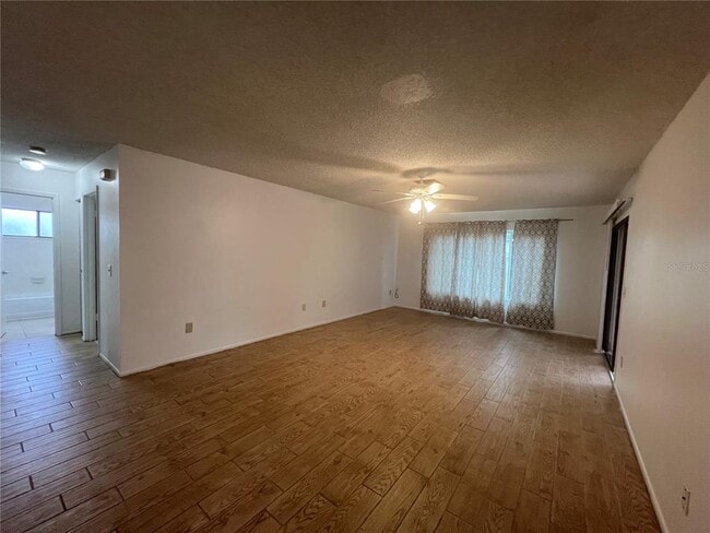 Building Photo - 3703 Suburban Ln