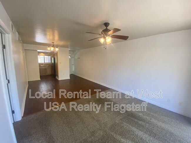 Building Photo - 3200 S Litzler Dr