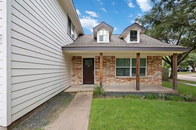 Building Photo - 10502 Goldfield Ln