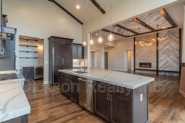 Building Photo - 4001 Whispering Pine Loop