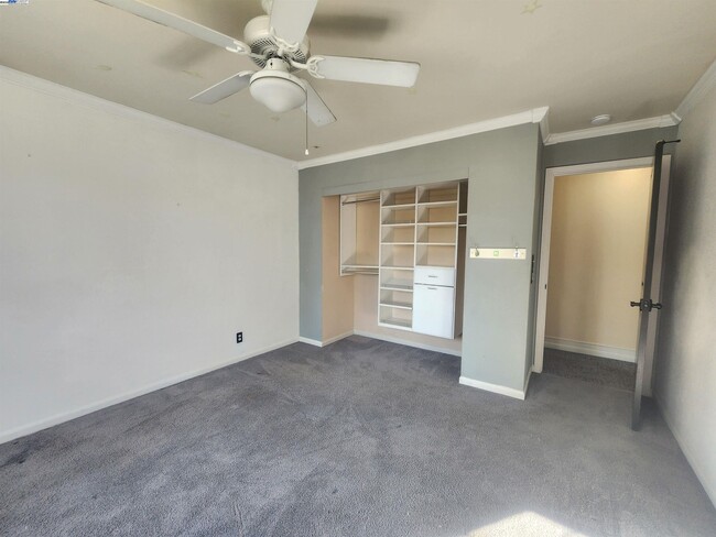 Building Photo - 1127 Mataro Ct