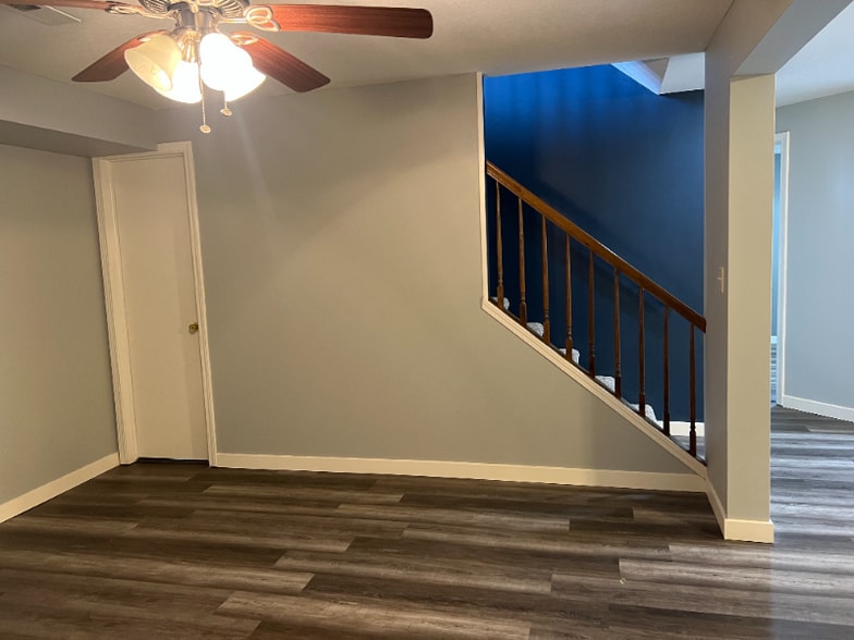 Building Photo - 1909 Summerwood St