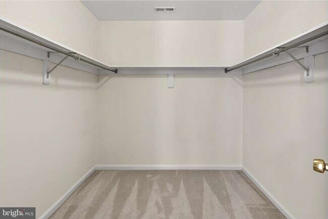 Building Photo - 11620 Havenner Rd