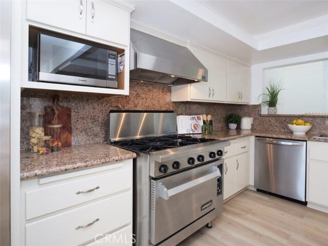 Building Photo - 2105 W Paseo Del Mar