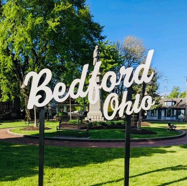 Building Photo - 123 Gould Ave