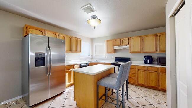 Building Photo - 12231 Tierra Baja Way
