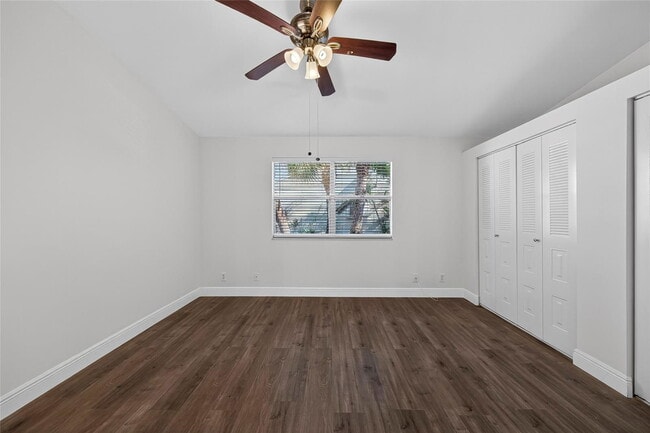 Building Photo - 1921 NE 15th Ave