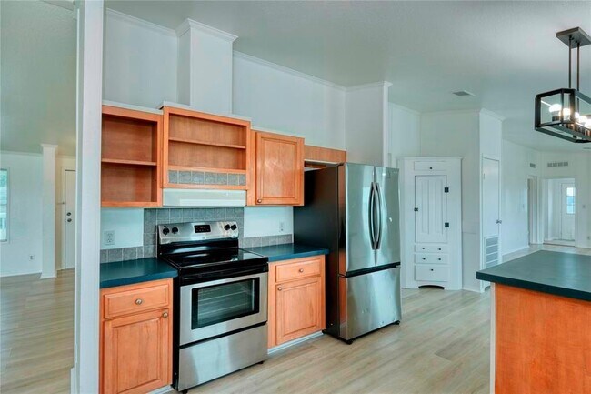 Building Photo - 132 Co Rd 247