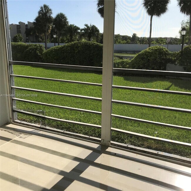 Building Photo - 14170 SW 84th St