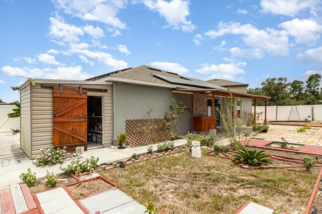 Building Photo - 139 Violet Ct