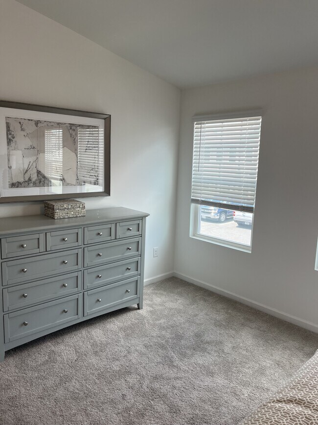 Building Photo - 230 1st St