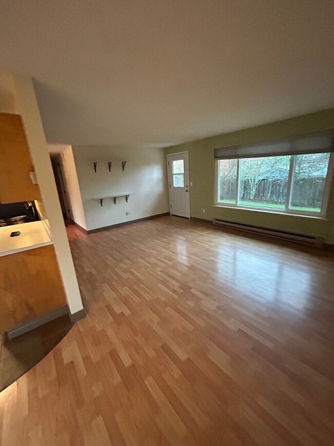 Building Photo - Beautiful 3 Bedroom 2 Bath Located in NW Corvallis!