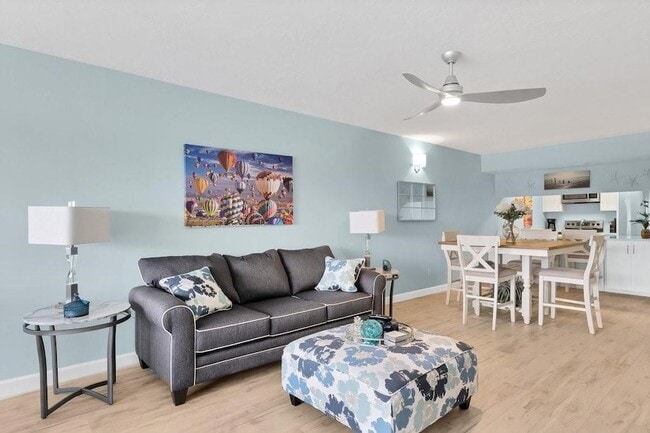 Building Photo - 33 Plantation Dr