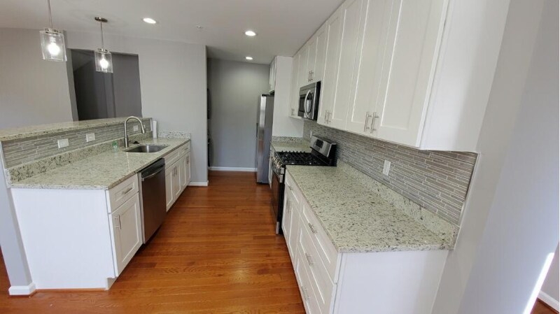 Building Photo - 2917 13th St NW
