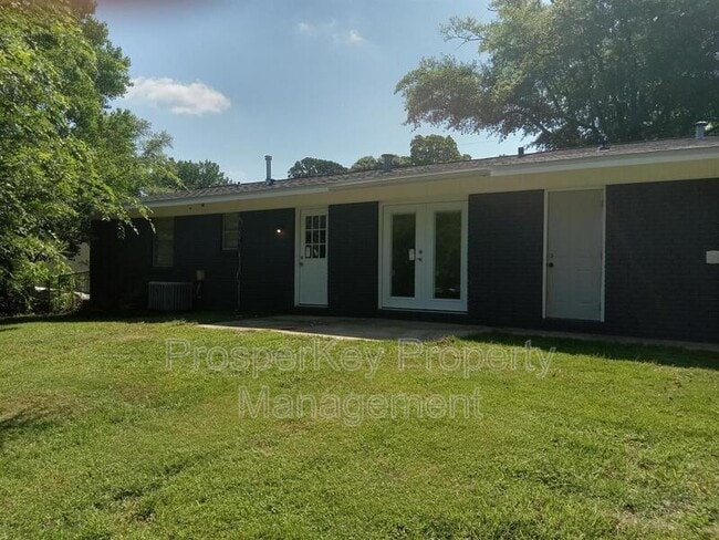 Building Photo - 5109 Thomason Ave