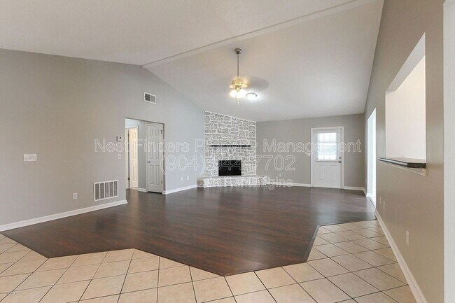 Building Photo - 4428 Pilgrim Way