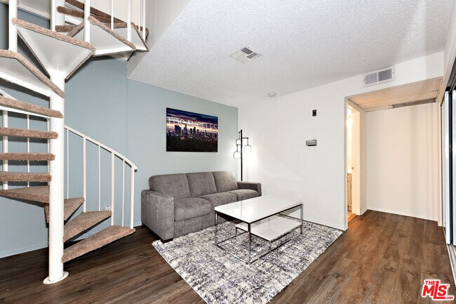 Building Photo - 3600 Bagley Ave