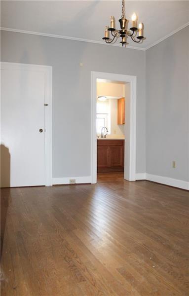 Building Photo - 206 Emerson Ave