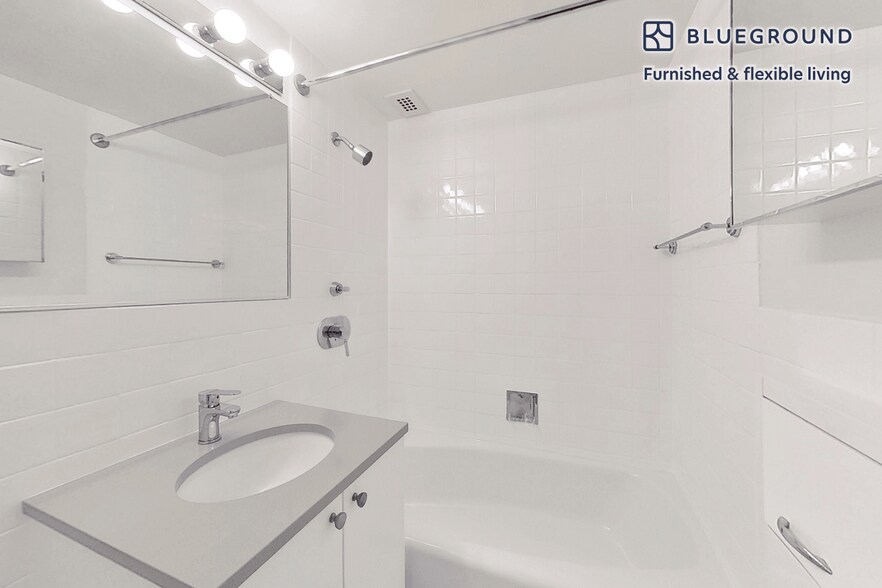 Building Photo - 790 Boylston St