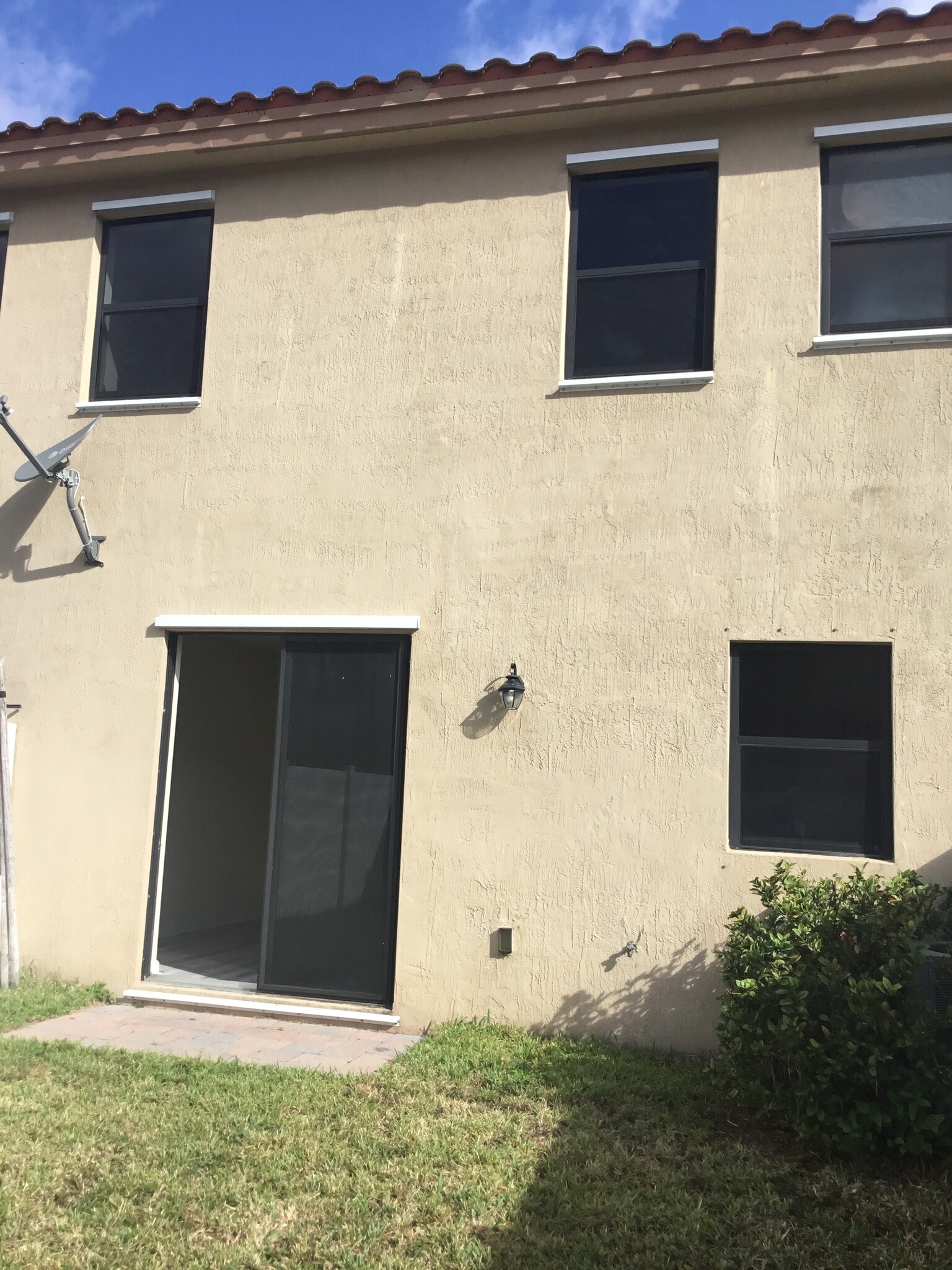 Building Photo - 3370 W 90th St