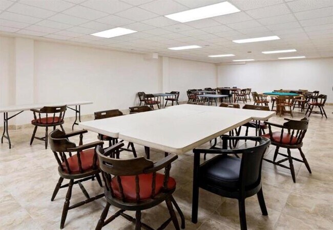 Building Photo - 111 Briny Ave