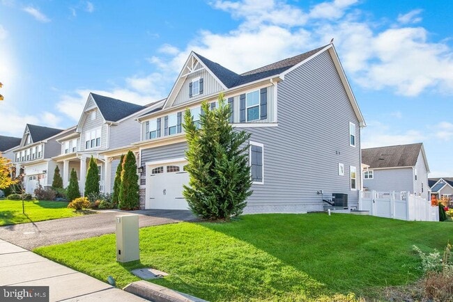 Building Photo - 2305 Wadlow Ln