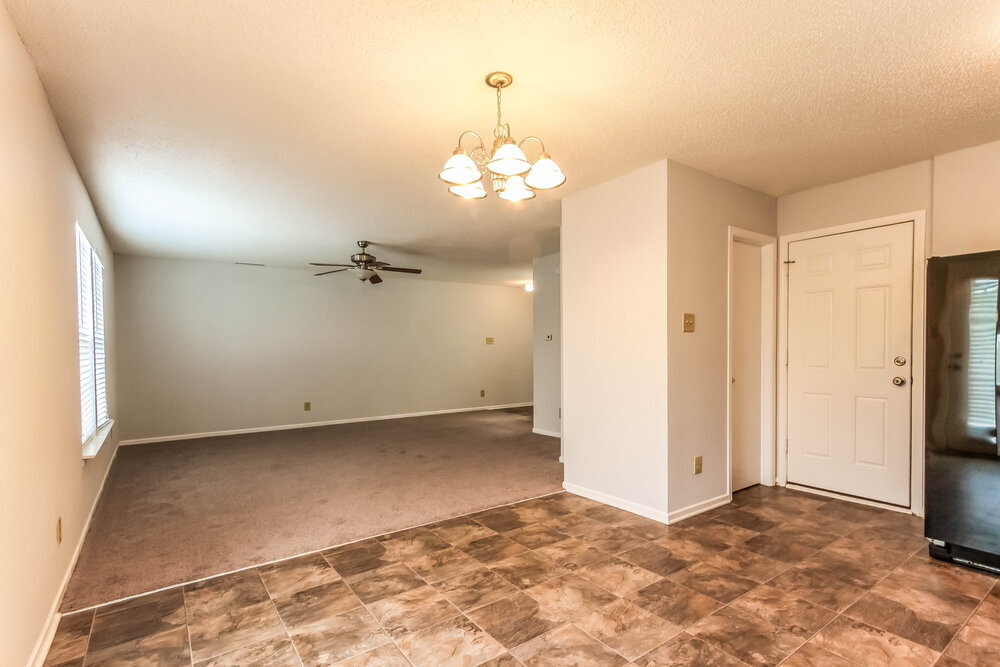 Building Photo - 1919 Orchid Bloom Ln