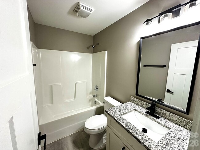 Building Photo - 110 Carpenter St