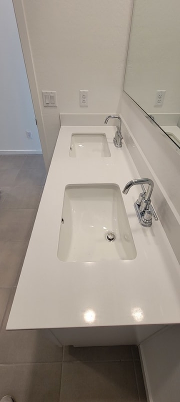 Building Photo - 20200 W Rancho Dr