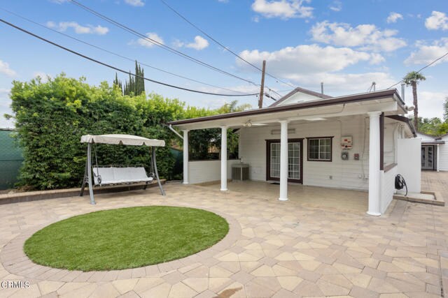 Building Photo - 5116 Dahlia Dr